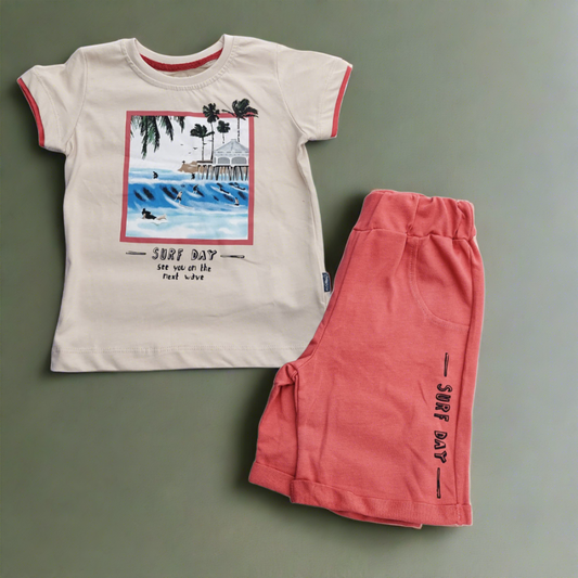 Boys t shirt wit trouser sizes from 3Y to 6Y