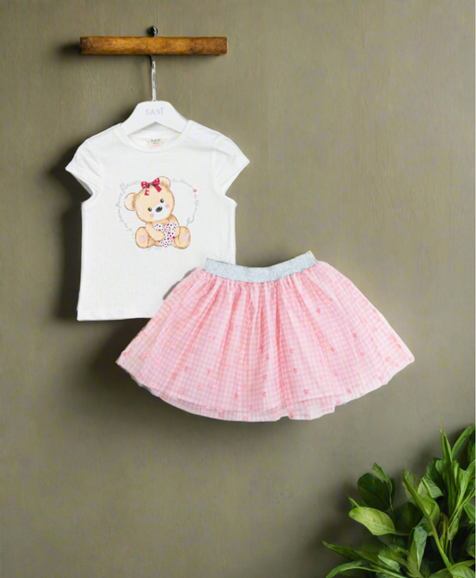 Girl's top and skirt set sizes from 2Y to 5Y
