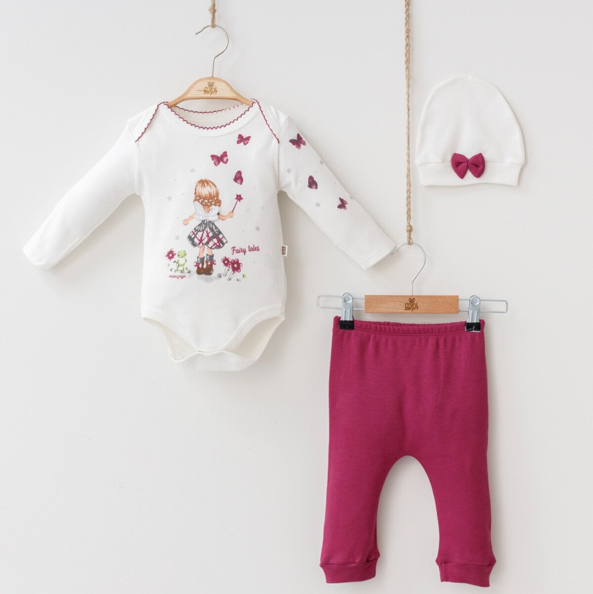 Bodysuit with hat and trouser for Baby girl sizes from 3M to 12M