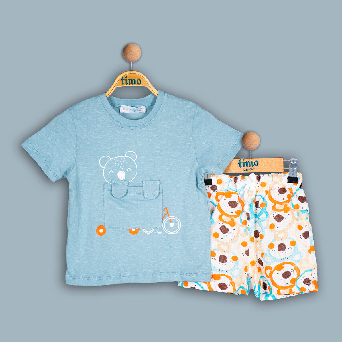 Boy's T-shirt and shorts set sizes from 2Y to 5Y