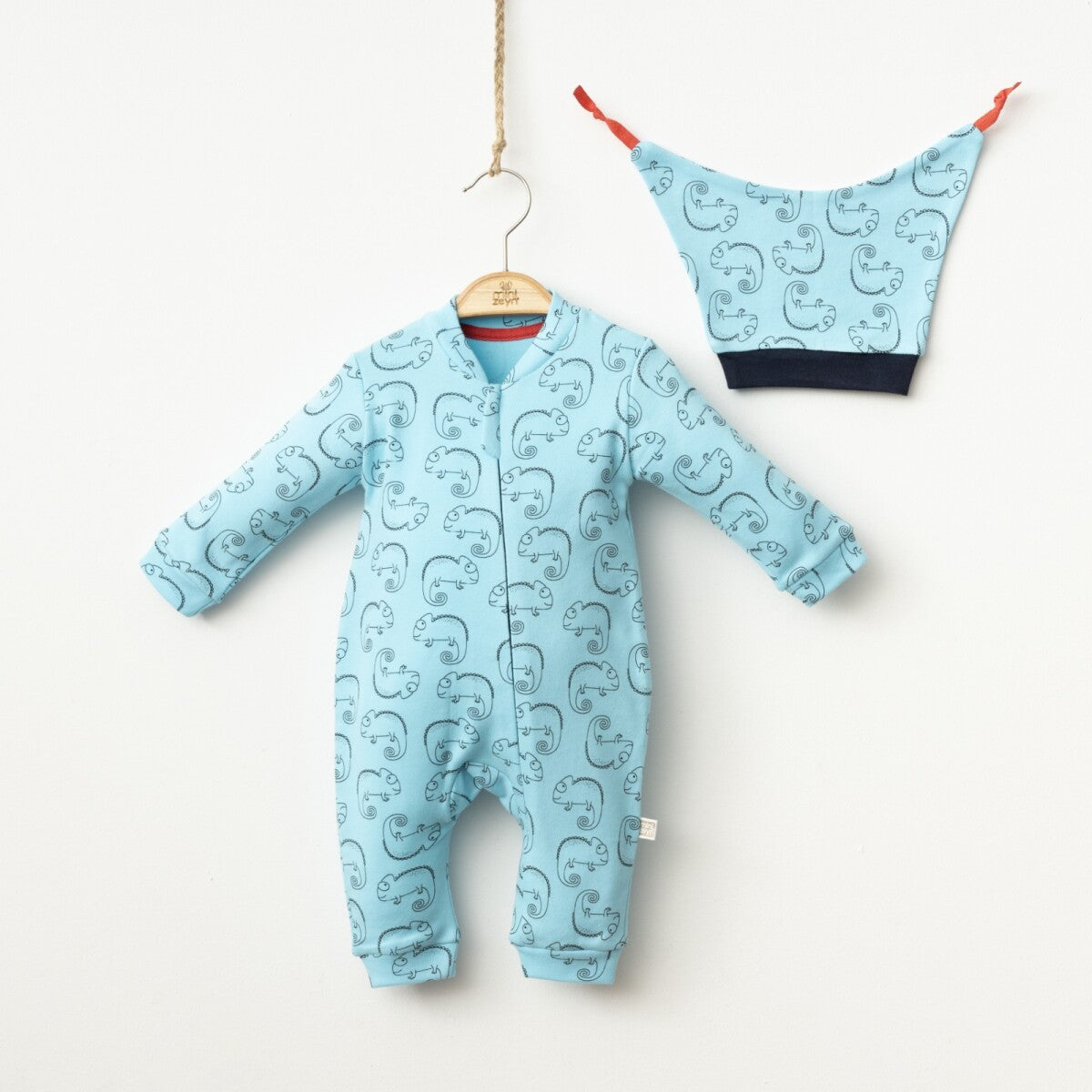 Baby boy rompers and hat set sizes from NB to 9M