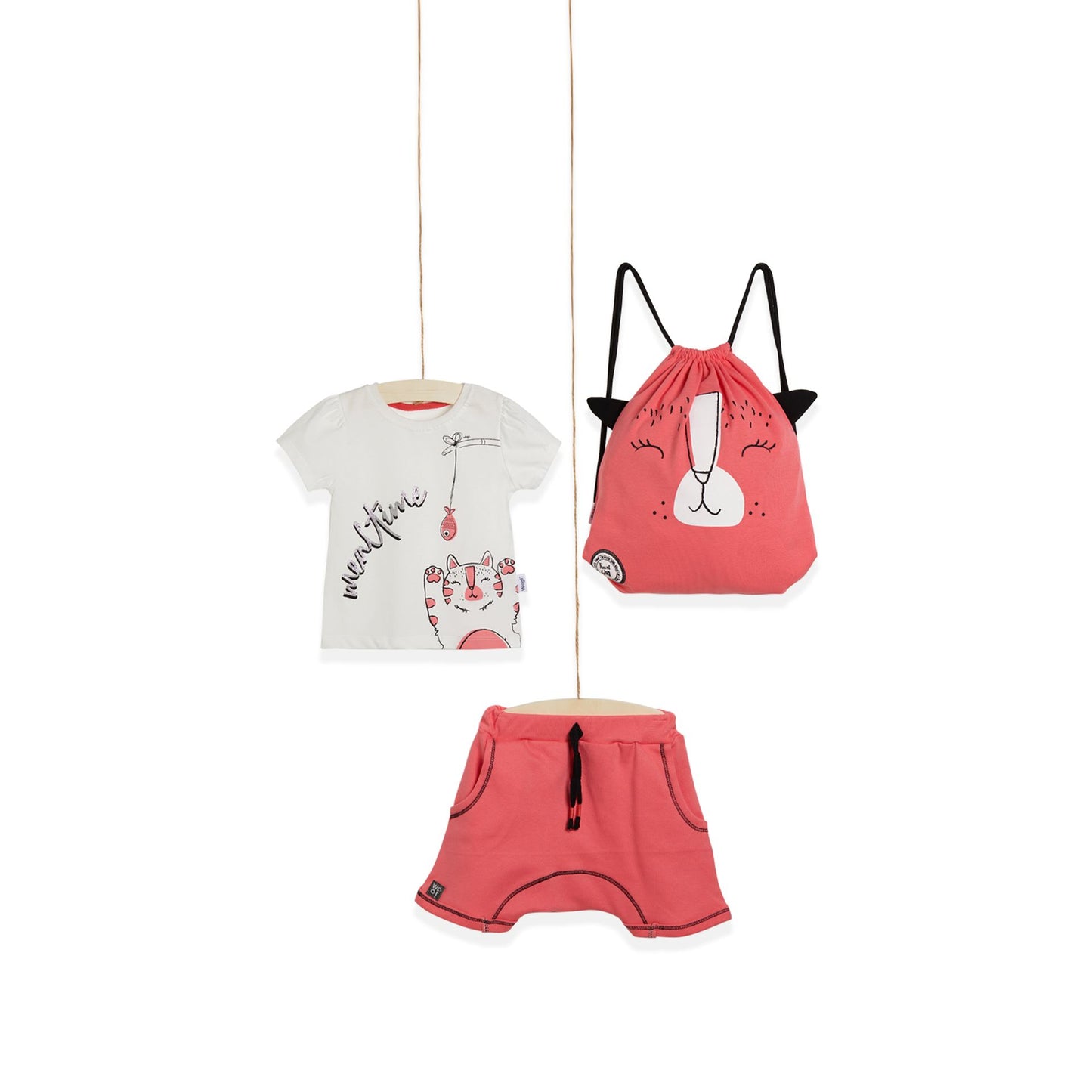 Girls T-Shirt Set With Shorts And Bag sizes from 2Y to 4Y