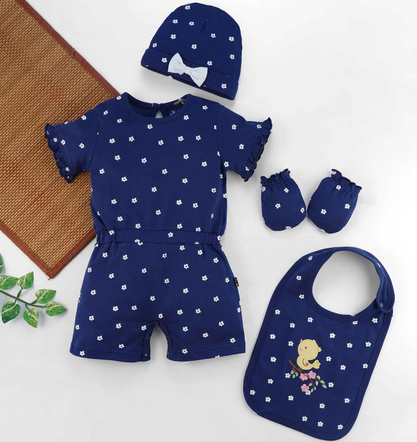 Organic cotton 4PC ROMPER, MITTEN, BIB, CAP SET GIRL'S, sizes range from NB to 6M